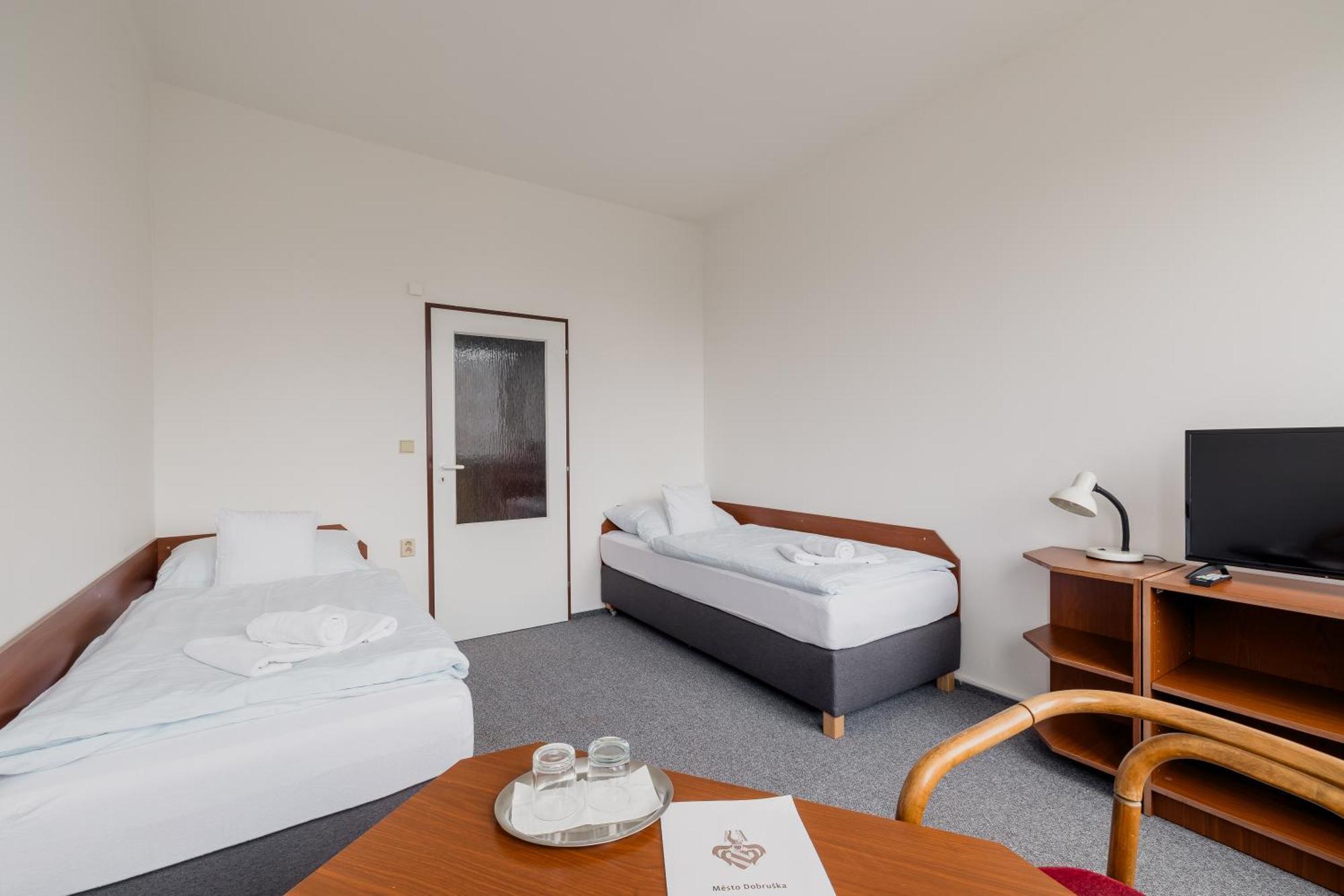 Hotel Добрушка Екстер'єр фото