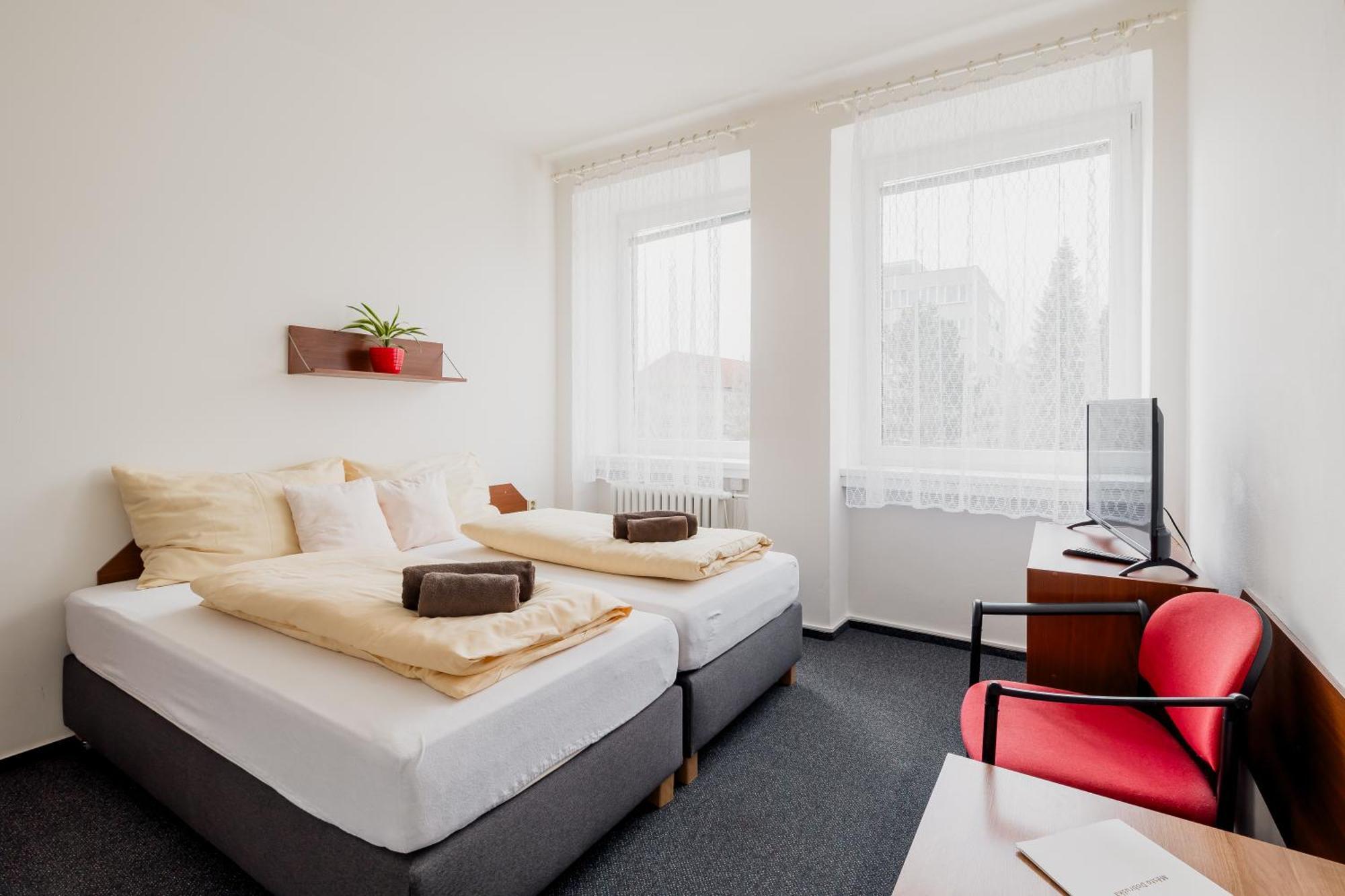 Hotel Добрушка Екстер'єр фото